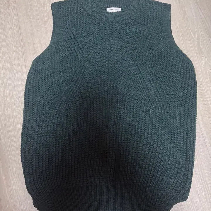 [BUNJANG] Green Knit Vest / 그린 니트 조끼