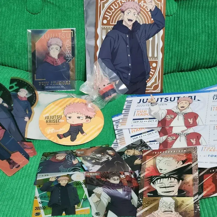[BUNJANG] Jujutsu Kaisen Yuji Itadori Goods Set / 주술회전 이타도리 유지 굿즈 세트 항공권
