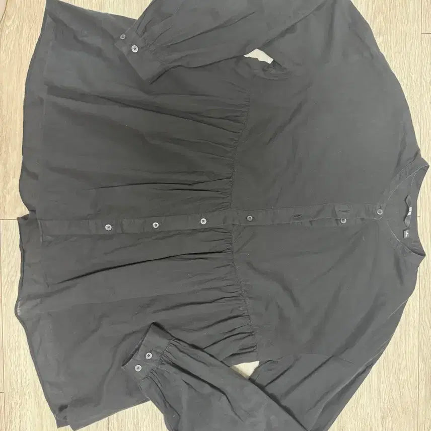 [BUNJANG] Uniqlo Black Blouse M / 유니클로 블랙 불라우스 M