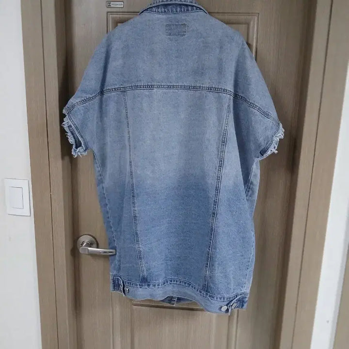 [BUNJANG] TTER Oversized Denim Jacket / TTER 오버핏 반팔 데님 청자켓