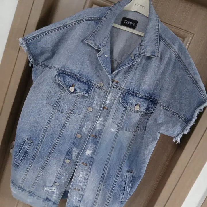 [BUNJANG] TTER Oversized Denim Jacket / TTER 오버핏 반팔 데님 청자켓
