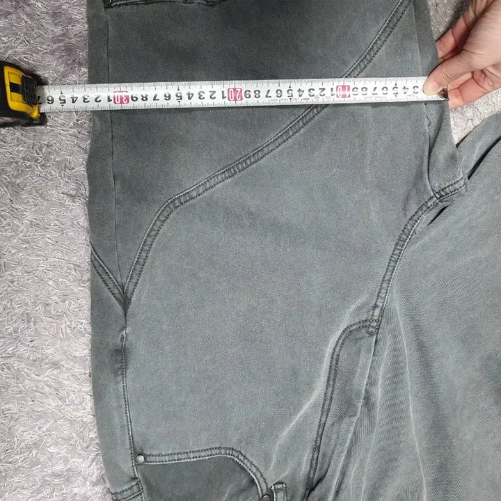 [BUNJANG] Unjimeke Denim Pants Grey Jeans M / 언지미크 바지 가먼트다이 워크 팬츠 그레이 m