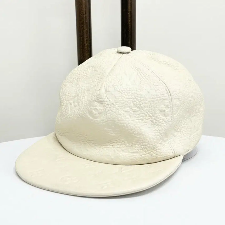 [BUNJANG] Louis Vuitton LV Taurillon Ball Cap / [OS]루이비통 LV 토뤼옹 볼캡