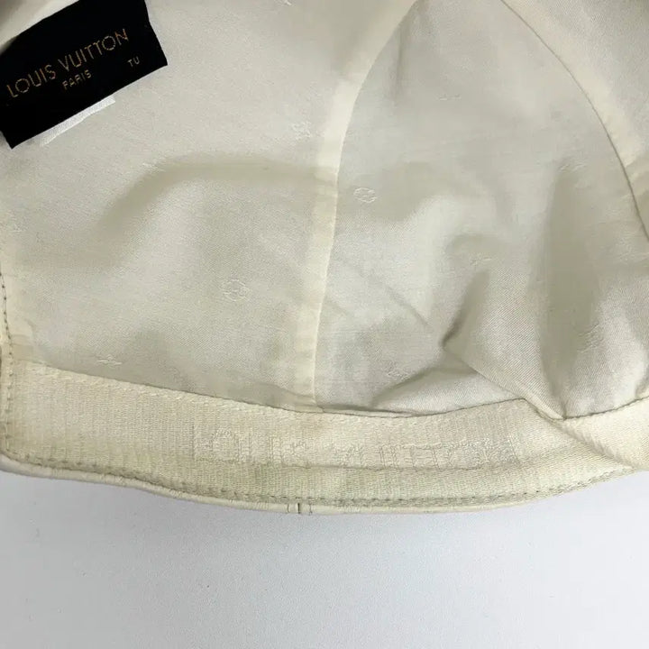 [BUNJANG] Louis Vuitton LV Taurillon Ball Cap / [OS]루이비통 LV 토뤼옹 볼캡