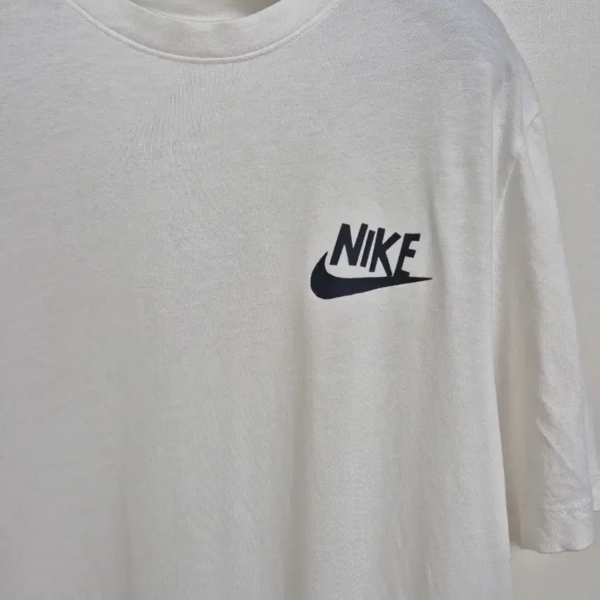 [SOLD OUT] 나이키 인헤일 익스헤일 반팔 티셔츠!최상품!