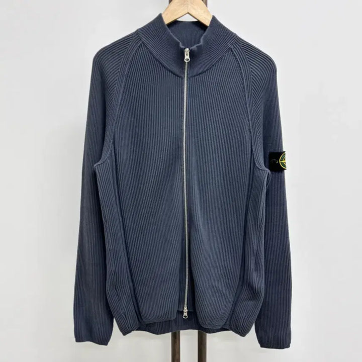 [BUNJANG] Stone Island Ribbed Knit Zip-Up Jacket / [L]스톤아일랜드 와펜패치 골지 니트집업