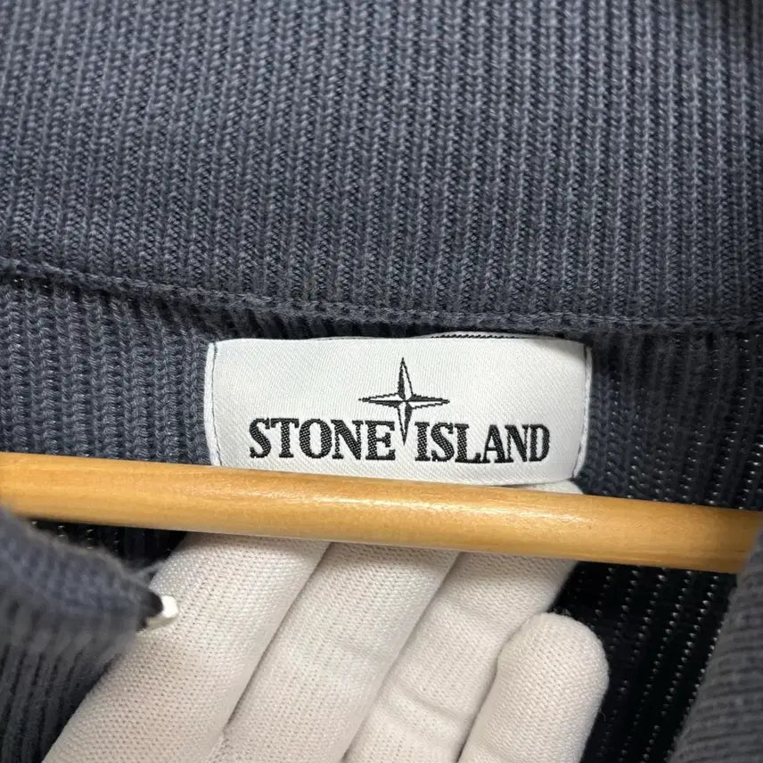 [BUNJANG] Stone Island Ribbed Knit Zip-Up Jacket / [L]스톤아일랜드 와펜패치 골지 니트집업