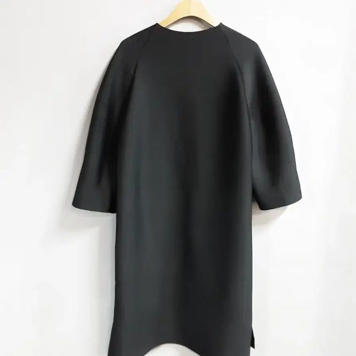 [SOLD OUT] 검정색 플리츠 8부 더플 코트 free