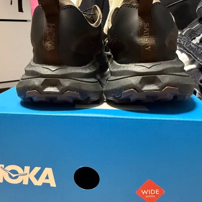[SOLD OUT] [280] 호카 x 새티스파이 마파테 스피드 4 라이트 커피