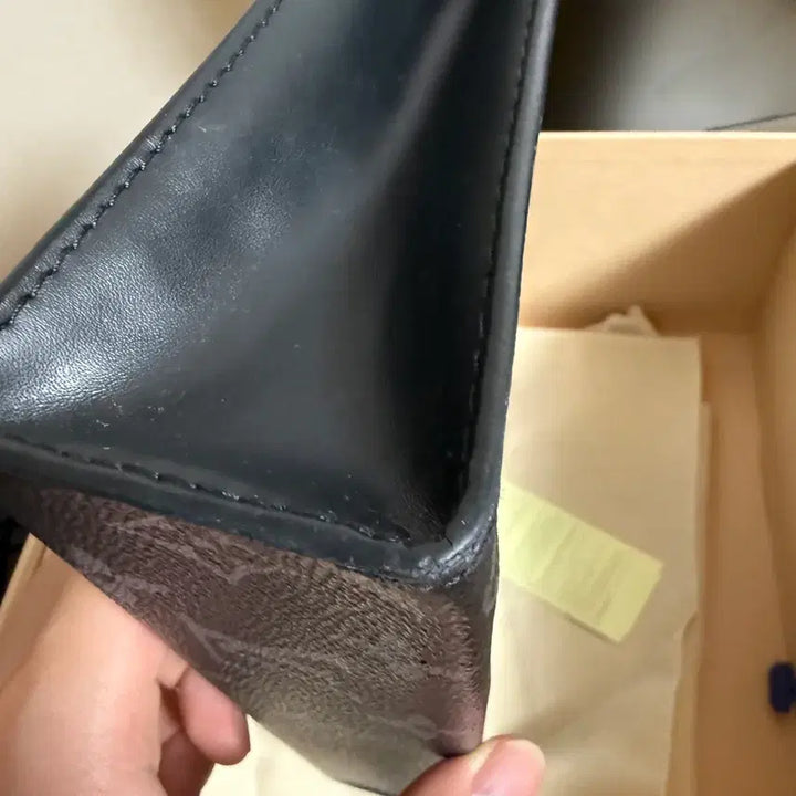 [SOLD OUT] 정품 루이비통 포쉐트 보야주 MM