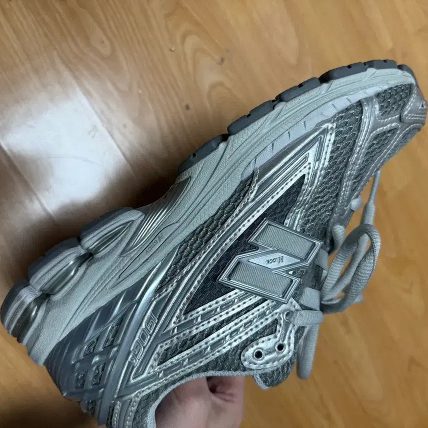 [BUNJANG] New Balance M1906REH Harbor Gray Sneakers / 뉴발란스 M1906REH 하버 그레이 색상 245 1회착용!