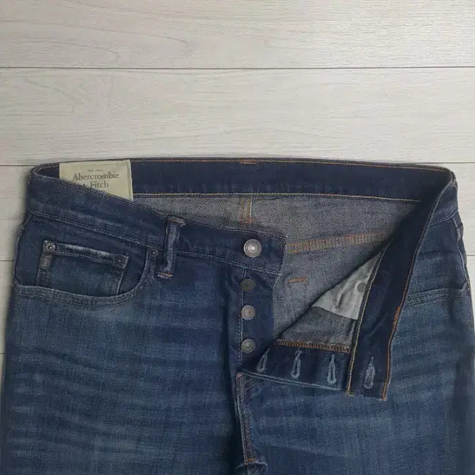 [BUNJANG] Abercrombie New York Slim Fit Jeans / 아베크롬비 뉴욕(스판) 수입대님 33인치(No.102)드라이완료!