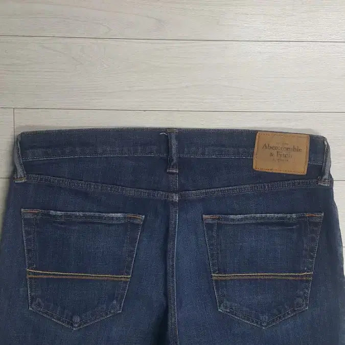 [BUNJANG] Abercrombie New York Slim Fit Jeans / 아베크롬비 뉴욕(스판) 수입대님 33인치(No.102)드라이완료!