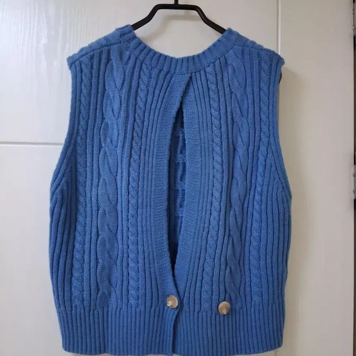 [BUNJANG] Studio Looks Cable Knit Vest Blue / 스튜디오 룩스 케이블 니트 조끼 블루