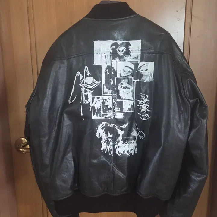 [BUNJANG] Under my car Unknown Artwork Leather Bomber Jacket / 언더마이카24fw 언노운 아트웍 레더봄버 2사이즈