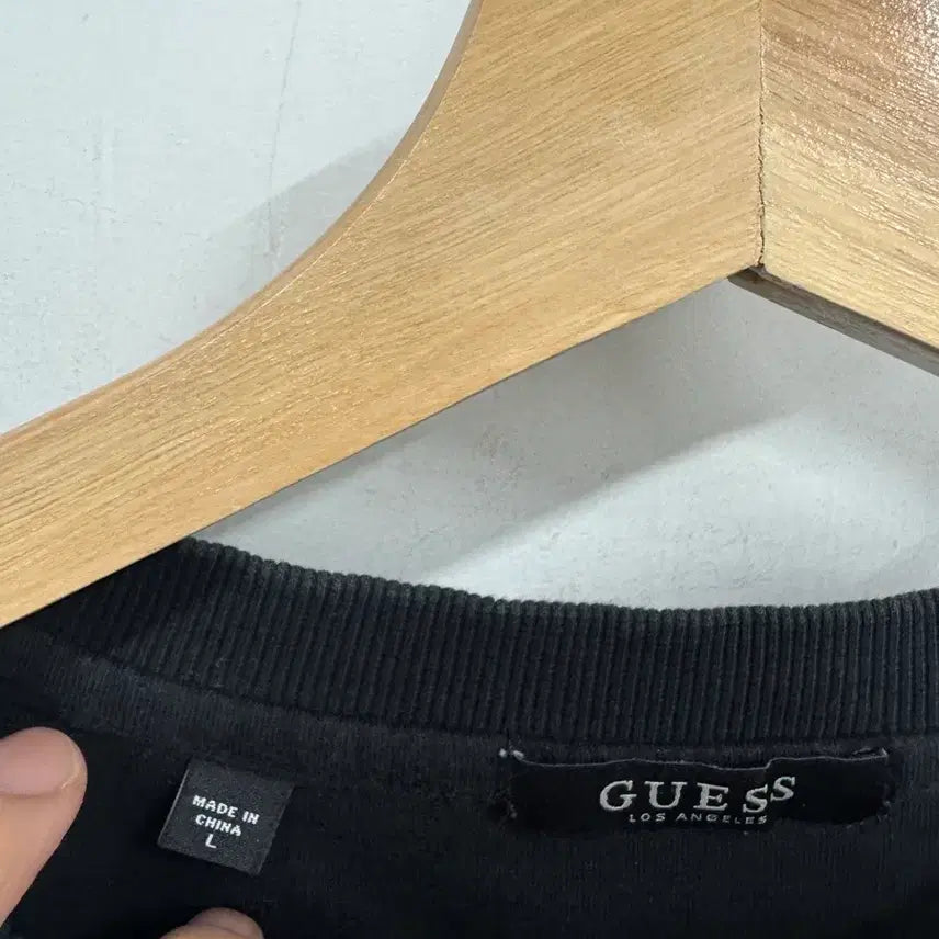 [BUNJANG] Guess Small Logo Sweatshirt / (100)게스 삼각 스몰로고 맨투맨