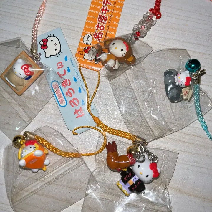 [BUNJANG] Vintage Hello Kitty Onsen Strap Bundle Set / 일괄)고전키티스트랩/킽스/온천키티/노천탕키티/모래찜질