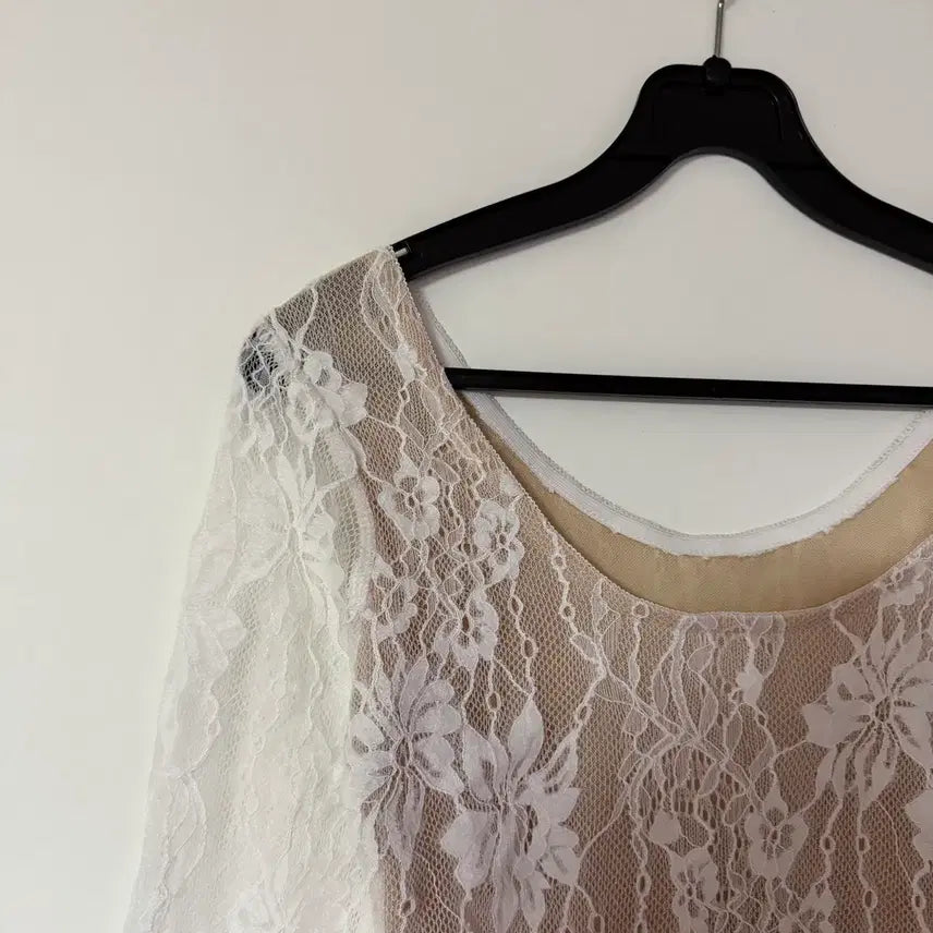 [BUNJANG] White Lace Long Sleeve Bodysuit / 새상품 화이트 레이스 긴팔 바디수트