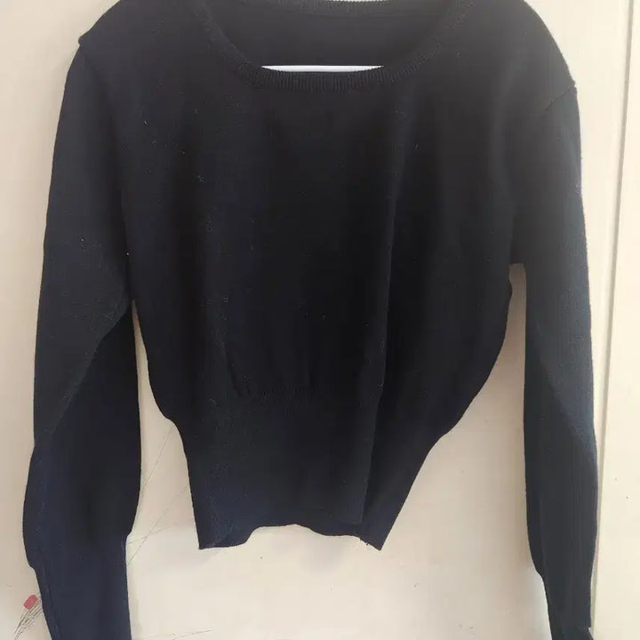 [BUNJANG] Black Basic Crop Knit Sweater / 블랙 기본 크롭 니트