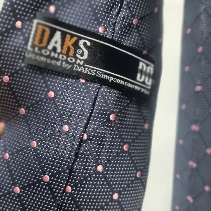 [BUNJANG] Daks Navy Pink Dot Tie / 닥스 네이비 핑크 도트넥타이