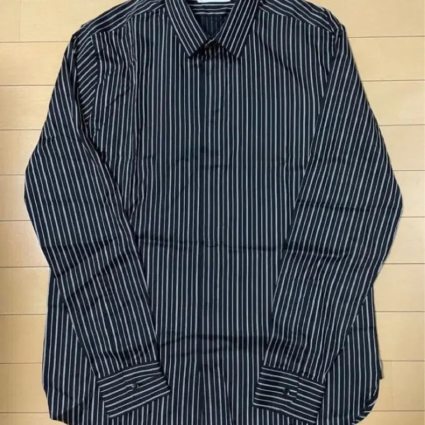 [BUNJANG] Saint Laurent 22aw Silk Striped Shirt / [이준호님 착용] 생로랑 22aw 실크 스트라이프 셔츠
