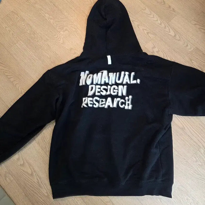 [SOLD OUT] 노매뉴얼 블랙 후드티