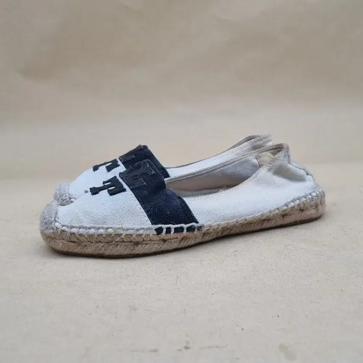[BUNJANG] Tory Burch Espadrille Slip-on (Size 215) / 토리버치 에스파듀 슬립온215