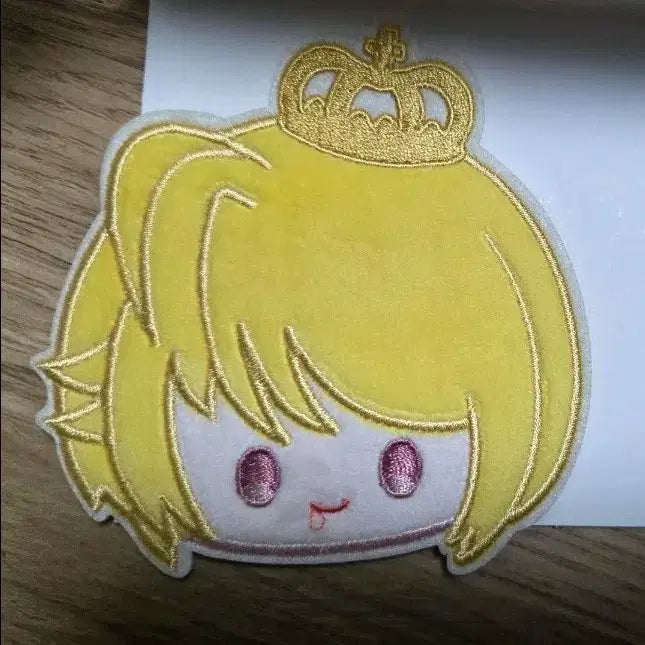 [BUNJANG] Character Chage! Louis Emblem / 캐릭캐릭체인지 루이 자수 와펜 스티커