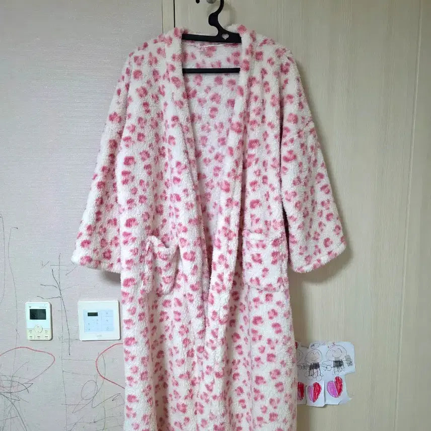 [BUNJANG] Pink Leopard Print Shower Robe Gown / 미착용 새상품 핑크 레오파드 여성 프리사이즈 샤워 로브가운 원피스 봄옷