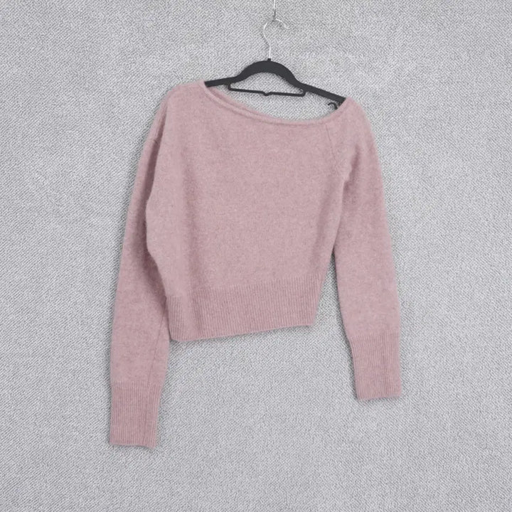 [BUNJANG] Gracia One-Shoulder Raccoon Knit Top / 그라시아 원숄더 라쿤 여리여리 니트 free