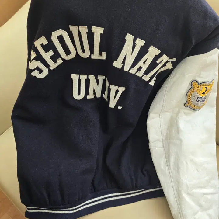 [BUNJANG] Seoul National University Varsity Jacket / 서울대 과잠바 자켓