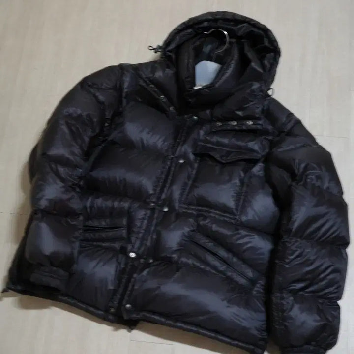 [BUNJANG] Remi Relief Padded Jacket Black L / 레미릴리프 패딩 블랙 L사이즈