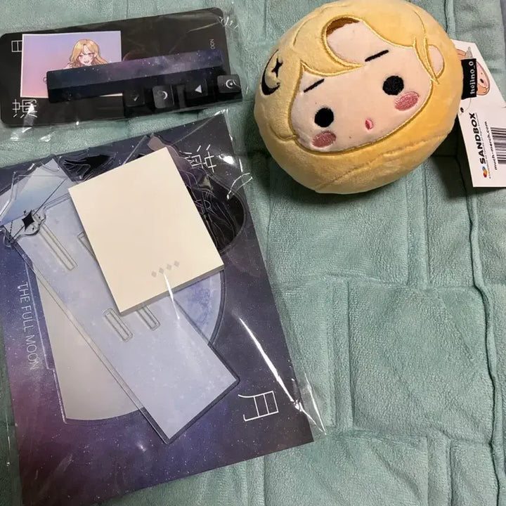 [BUNJANG] Hezzang Full Moon Goods / 헤징 만월 굿즈 팝니다
