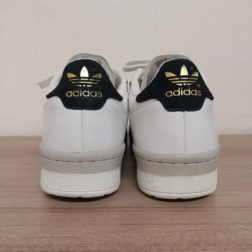 [BUNJANG] Adidas Rivalry 86 Low Leather Sneakers (255) / 남성 아디다스 라이벌리 86 로우 가죽 스니커즈, 운동화 (255)