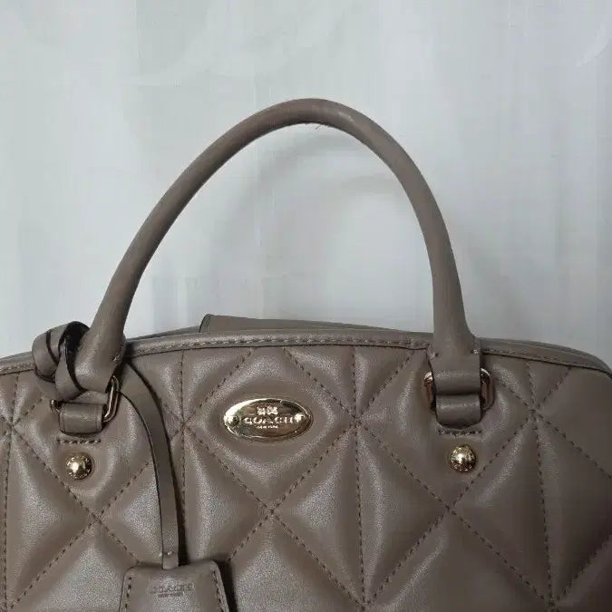 [BUNJANG] Coach Quilted Leather Shoulder Bag / 코치가방