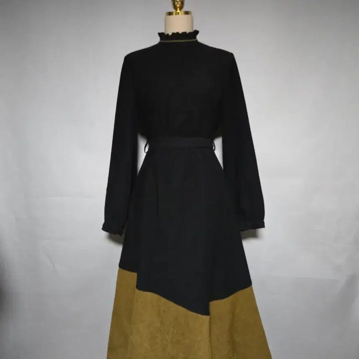 [BUNJANG] Top Girl Two-Tone Long Dress / 탑걸 투톤 롱원피스