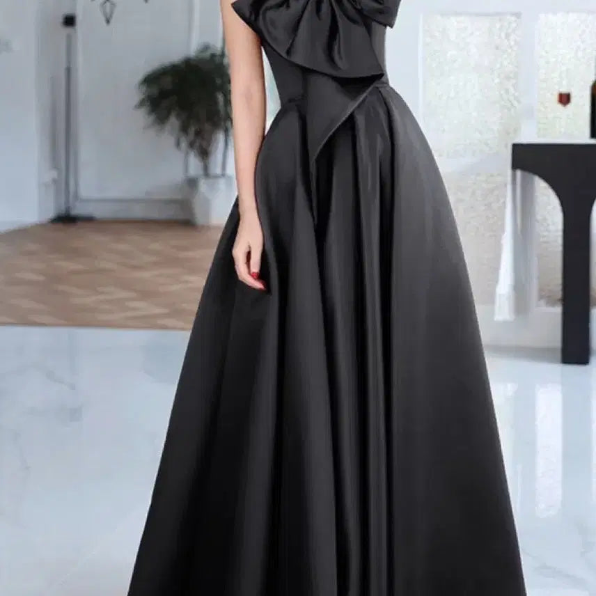 [BUNJANG] Black Ribbon Dress Rental / 블랙 리본 드레스 웨딩 컨셉사진 2부 피로연 졸업사진 연주회 대여