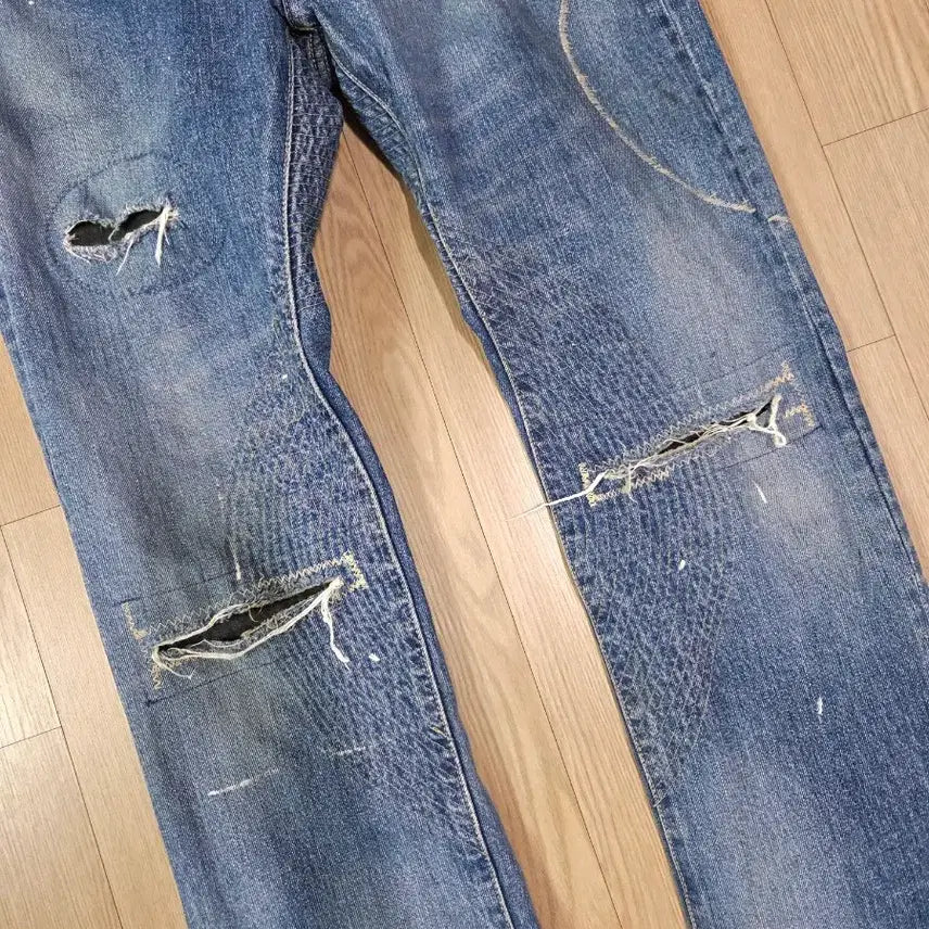 [BUNJANG] HOO KOO JAPAN Distressed Denim Pants / HOO KOO JAPAN 블루 디스트로이드 데님 팬츠