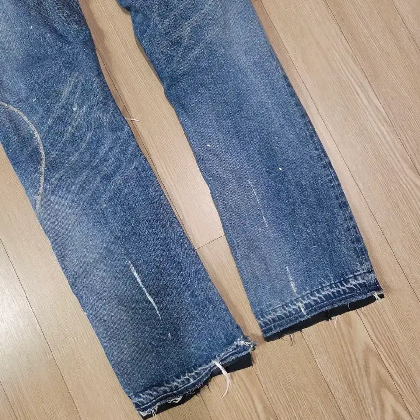 [BUNJANG] HOO KOO JAPAN Distressed Denim Pants / HOO KOO JAPAN 블루 디스트로이드 데님 팬츠