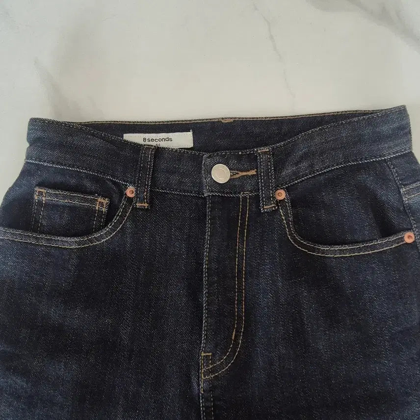 [SOLD OUT] 에잇세컨즈  진청 청바지