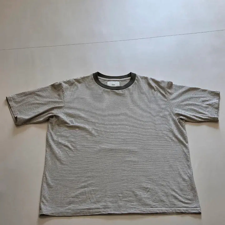 [BUNJANG] Perren Stripe Short Sleeve T-Shirt / 퍼렌 스트라이프 반팔티 2