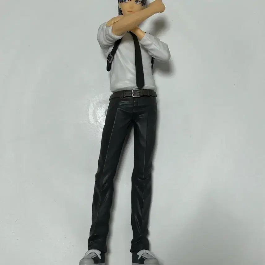 [BUNJANG] Chainsaw Man Aki Figure / 체인소맨 아키 피규어