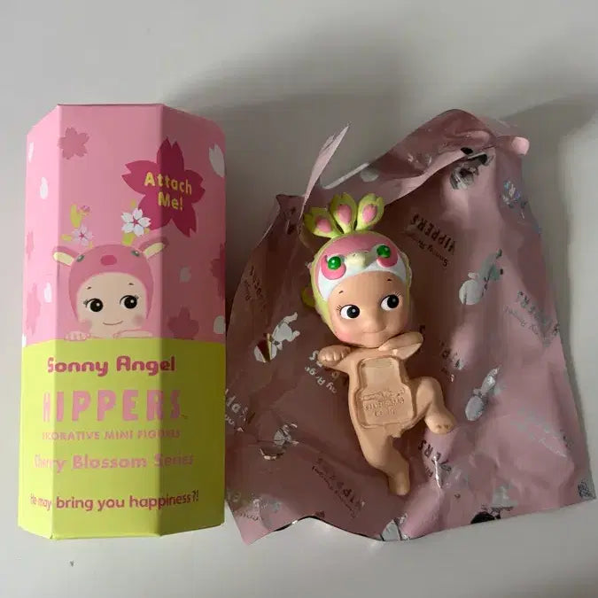 [BUNJANG] Sonny Angel Cherry Blossom Peacock Figure / 소니엔젤 히퍼 체리블라썸 공작 판매
