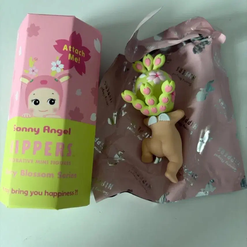 [BUNJANG] Sonny Angel Cherry Blossom Peacock Figure / 소니엔젤 히퍼 체리블라썸 공작 판매