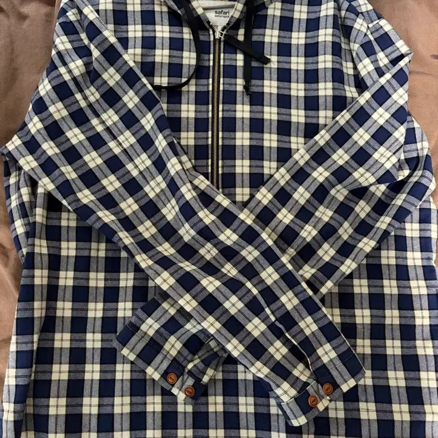 [SOLD OUT] 사파리스팟 LAMB 체크 풀오버 셔츠후드