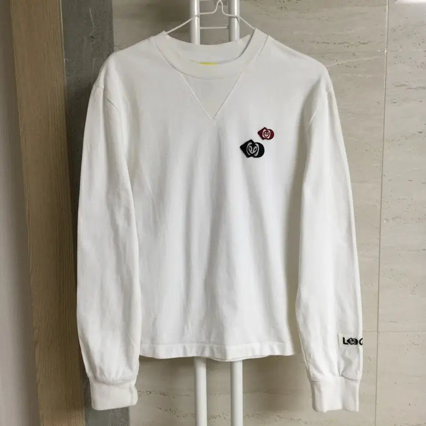 [BUNJANG] Lucky Chouette Logo Sweatshirt (Size 55) / 럭키슈에뜨 로고 맨투맨 55