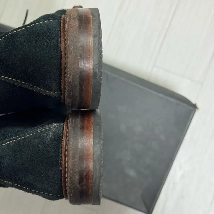 [SOLD OUT] 알든 Alden 언라인드 처카 부츠 14968 8.5E