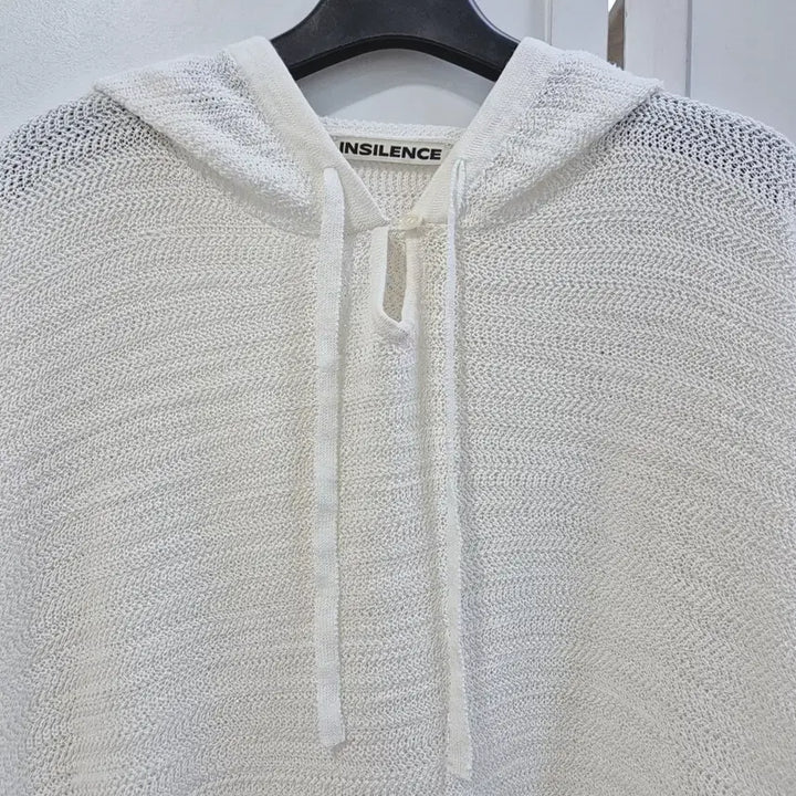[BUNJANG] In Silence Shirred Hooded Knit Top / 인사일런스 셔링 후드 니트