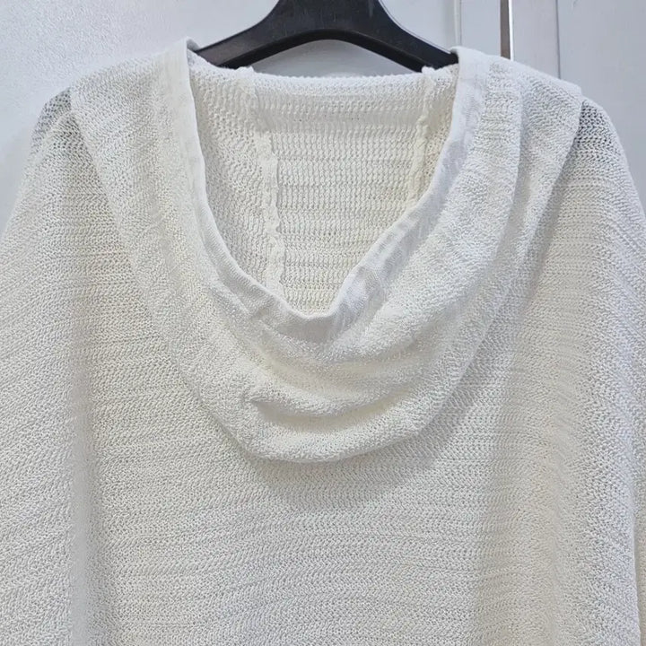 [BUNJANG] In Silence Shirred Hooded Knit Top / 인사일런스 셔링 후드 니트