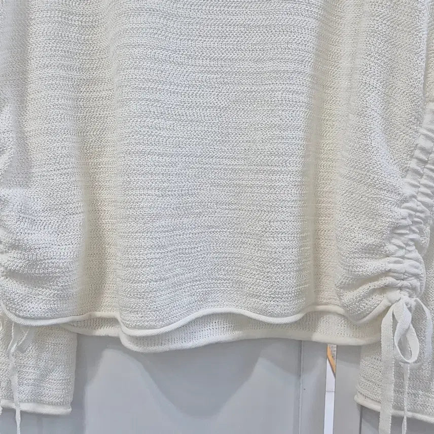 [BUNJANG] In Silence Shirred Hooded Knit Top / 인사일런스 셔링 후드 니트